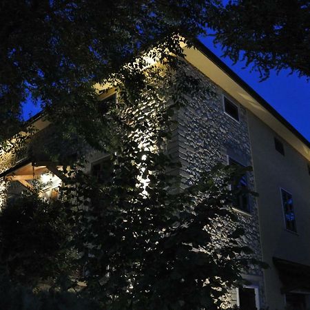 Relais Des Roches Bed and Breakfast Sona Εξωτερικό φωτογραφία