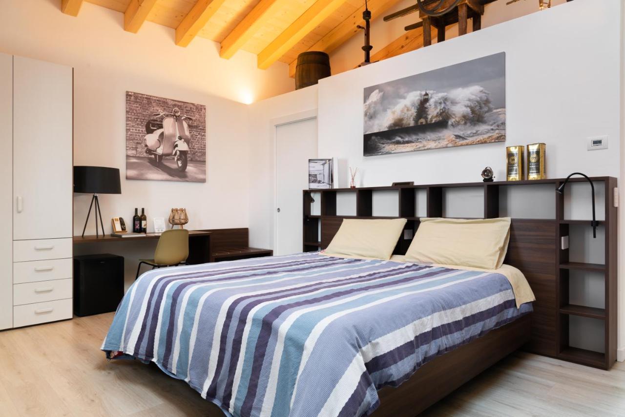 Relais Des Roches Bed and Breakfast Sona Εξωτερικό φωτογραφία