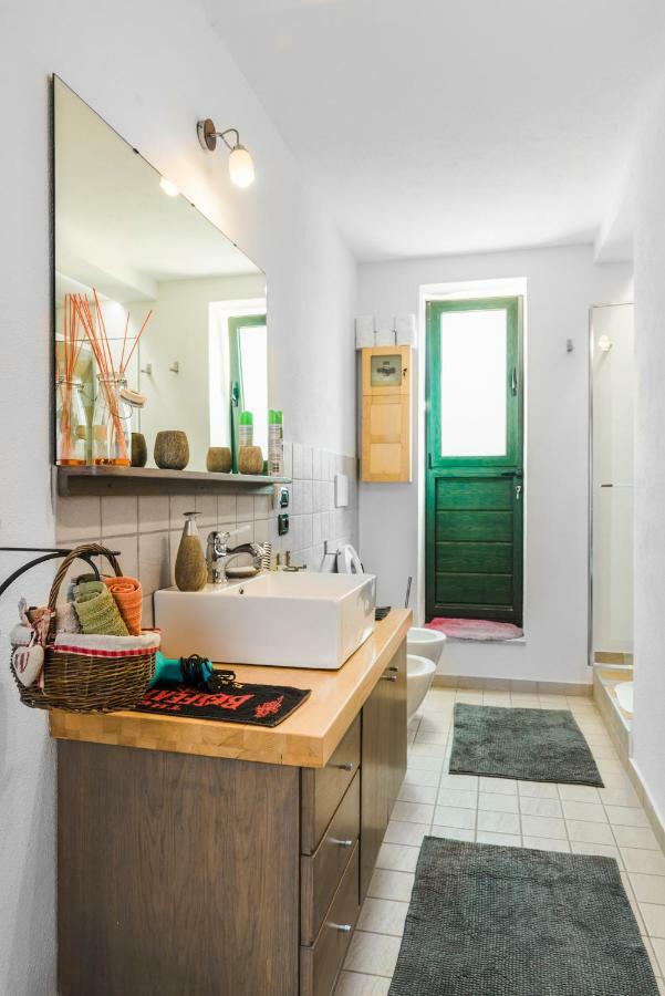 Relais Des Roches Bed and Breakfast Sona Εξωτερικό φωτογραφία